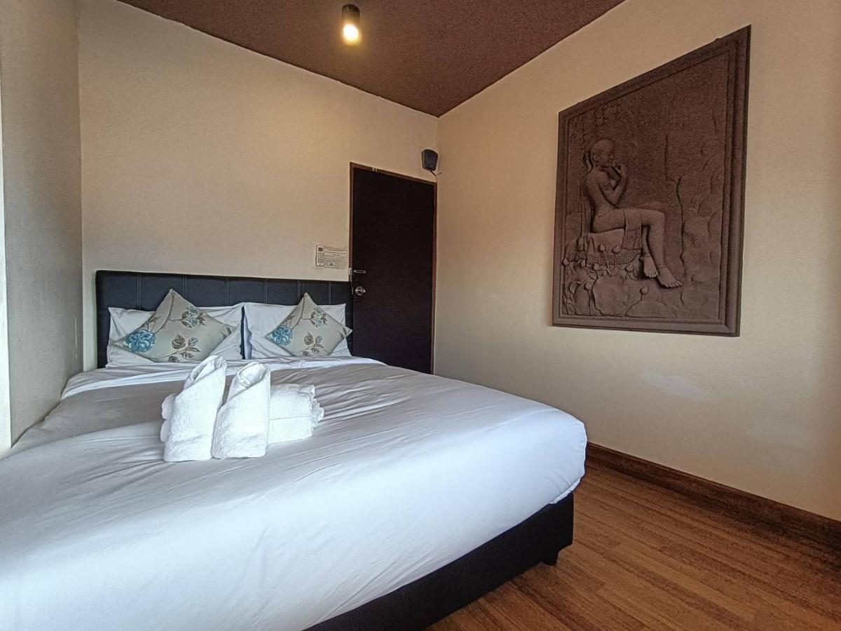Soft Night Barzaar Hostel Chiang Mai Exterior photo